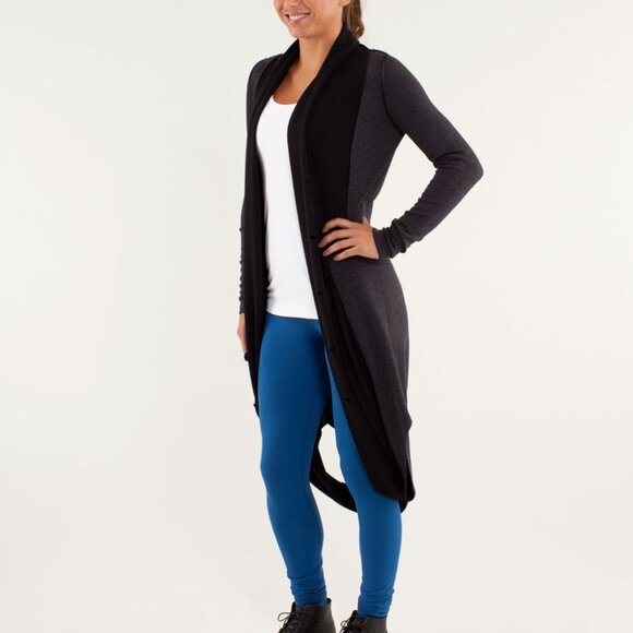 Lululemon Intuition Sweater Wrap Black / Slope Stripe Black Coal - EUC - Size 8 - Picture 10 of 16